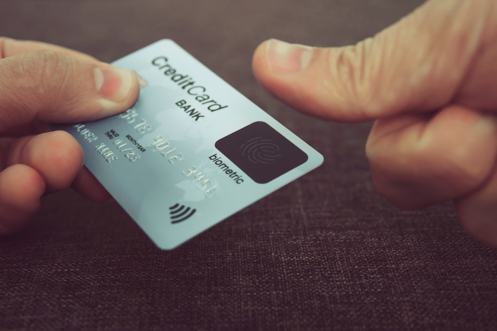 IDEMIA launches UAE’s first biometric payment card with F.CODE technology