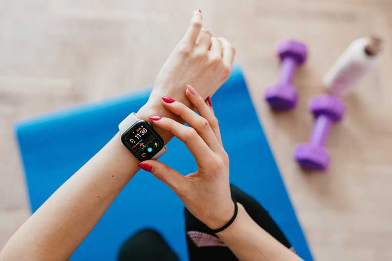 Using Smart Watch During Workout