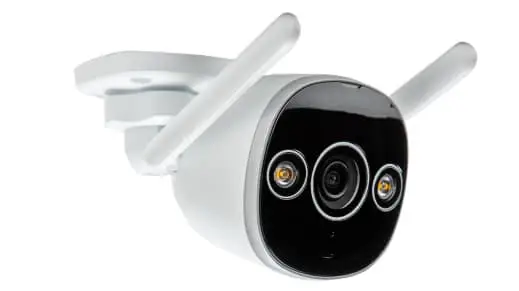 DMP-announce-new-WiFi-bullet-camera-with-analytics