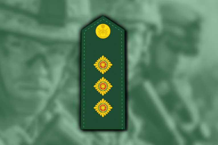 canadian army ranks captain