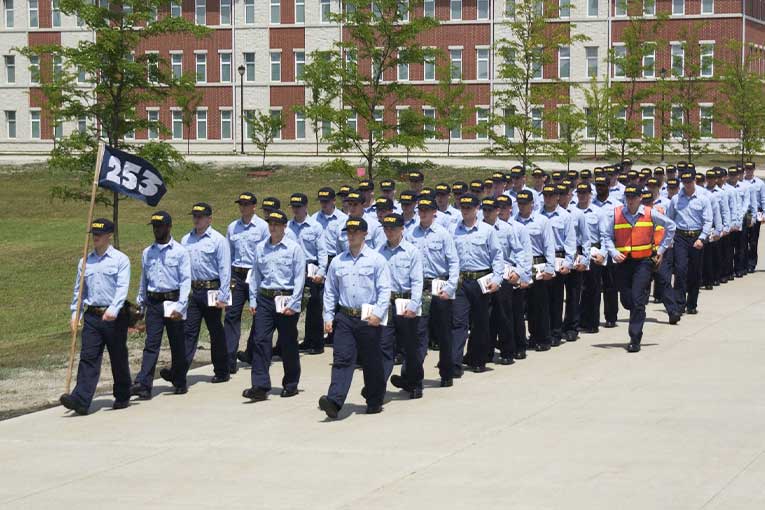 how to join us navy