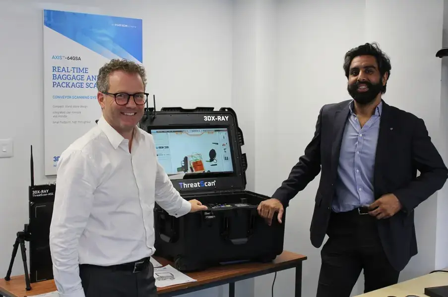 Loughborough MP Dr. Jeevun Sandher visits 3DX-RAY