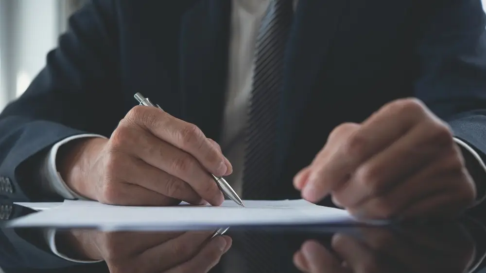 Axon-Vision-and-Haller-Defence-sign-new-MOU