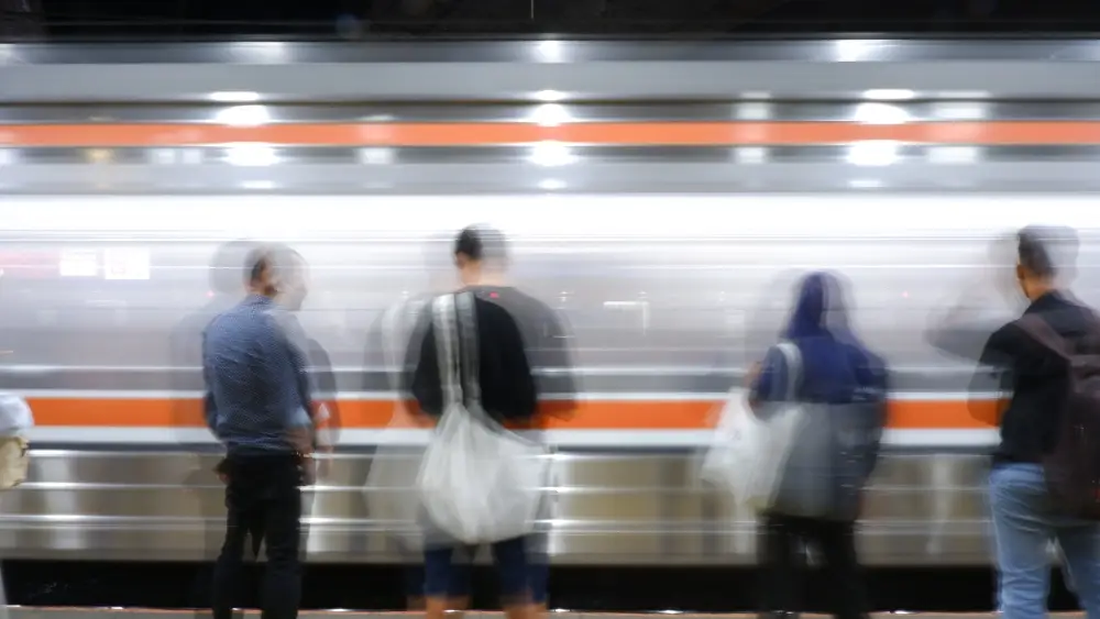 AI-video-analytics:-Bridging-the-privacy-perception-gap