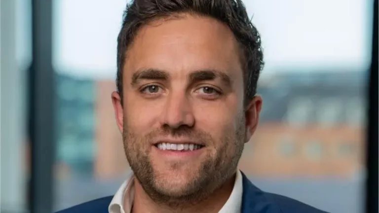 Former EY Commercial Director Tom Cowling named Vismo CEO