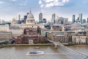 Sustainable video solution secures London office development